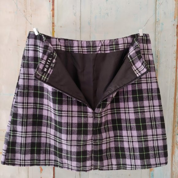 Motel plaid flannel slight spandex lined zipper skirt/L/purple green black - Picture 5 of 8